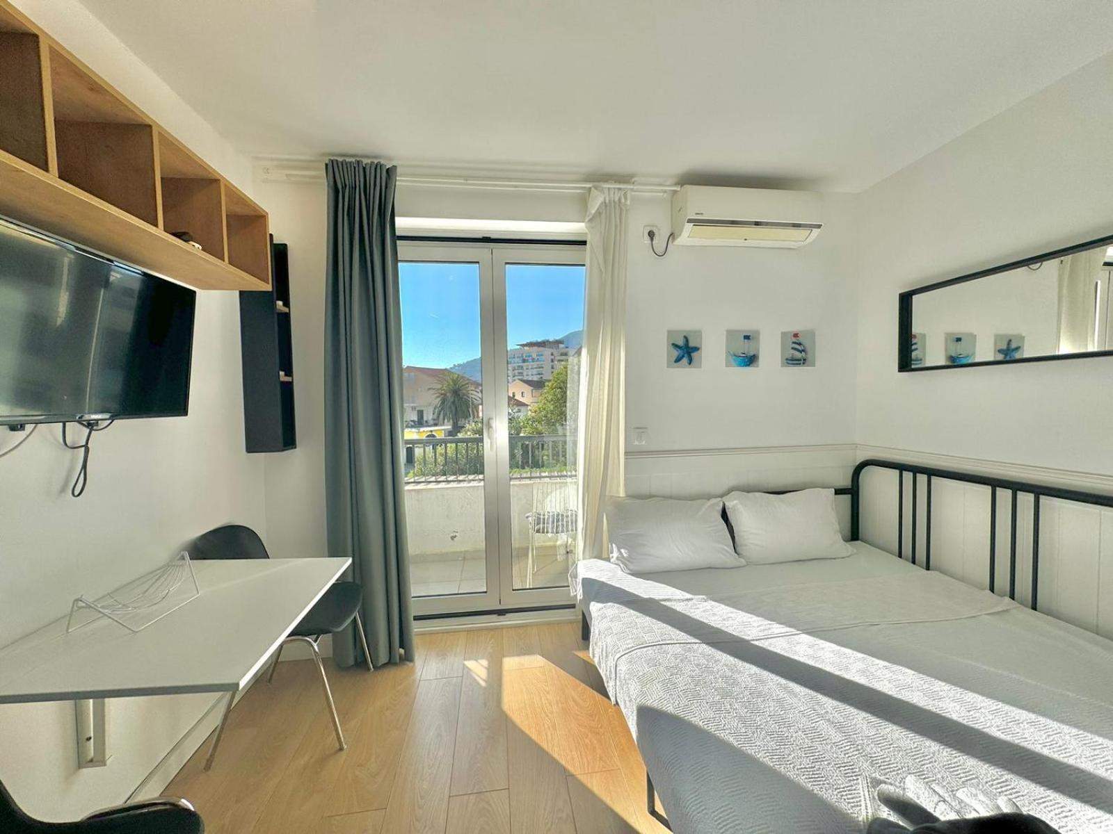 Apartmani Terminal Budva Bagian luar foto