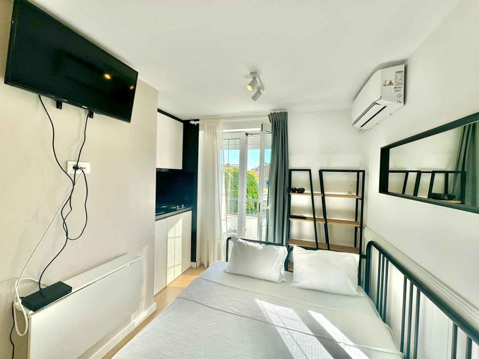 Apartmani Terminal Budva Bagian luar foto