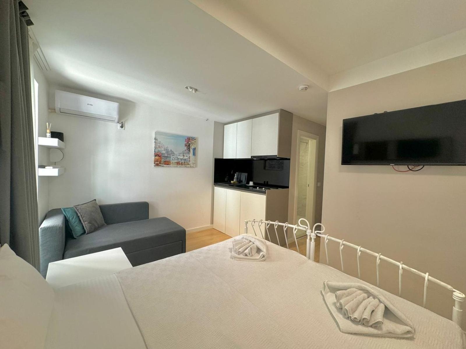 Apartmani Terminal Budva Bagian luar foto